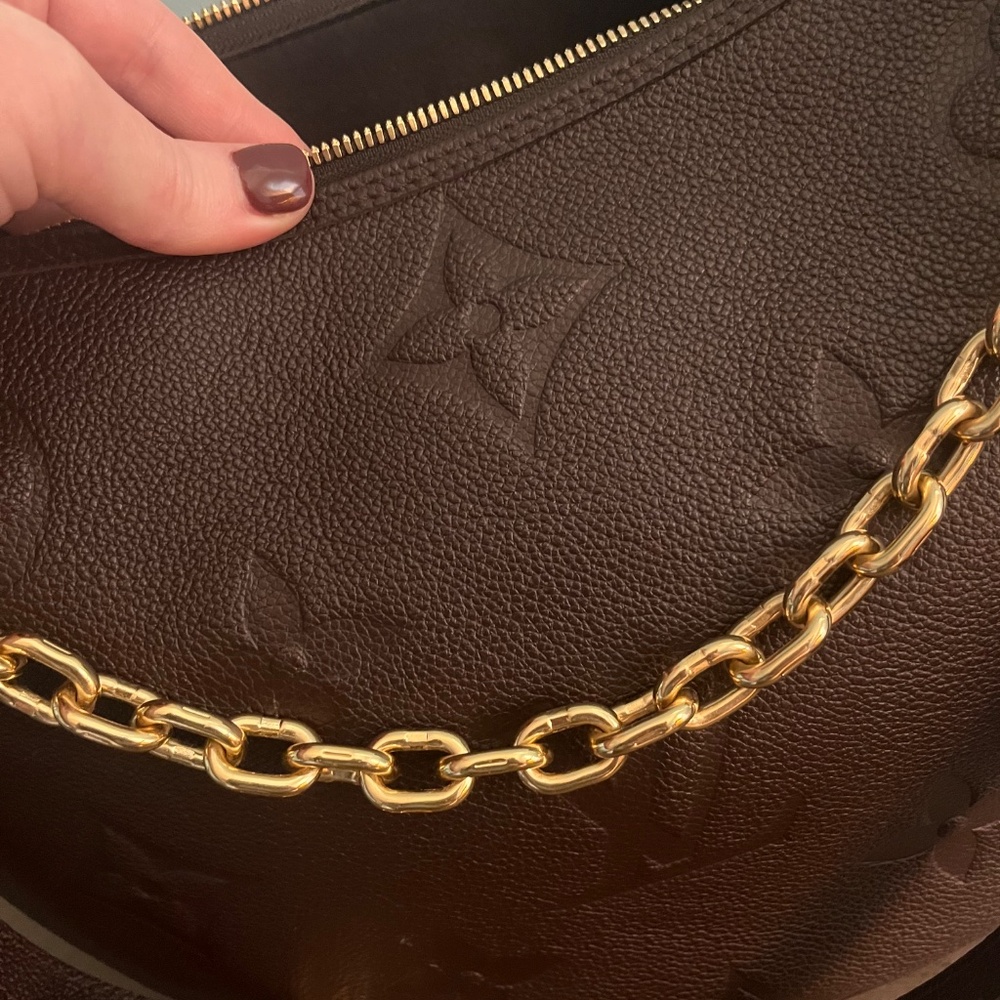 Loop Hobo Bag Louis Vuitton - Picture 6 of 9